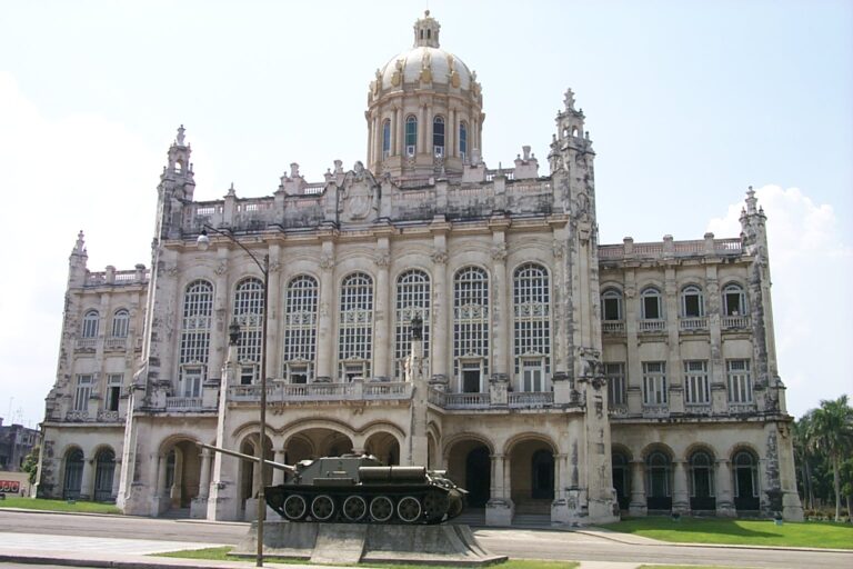 Lee más sobre el artículo Museo de la Revolución